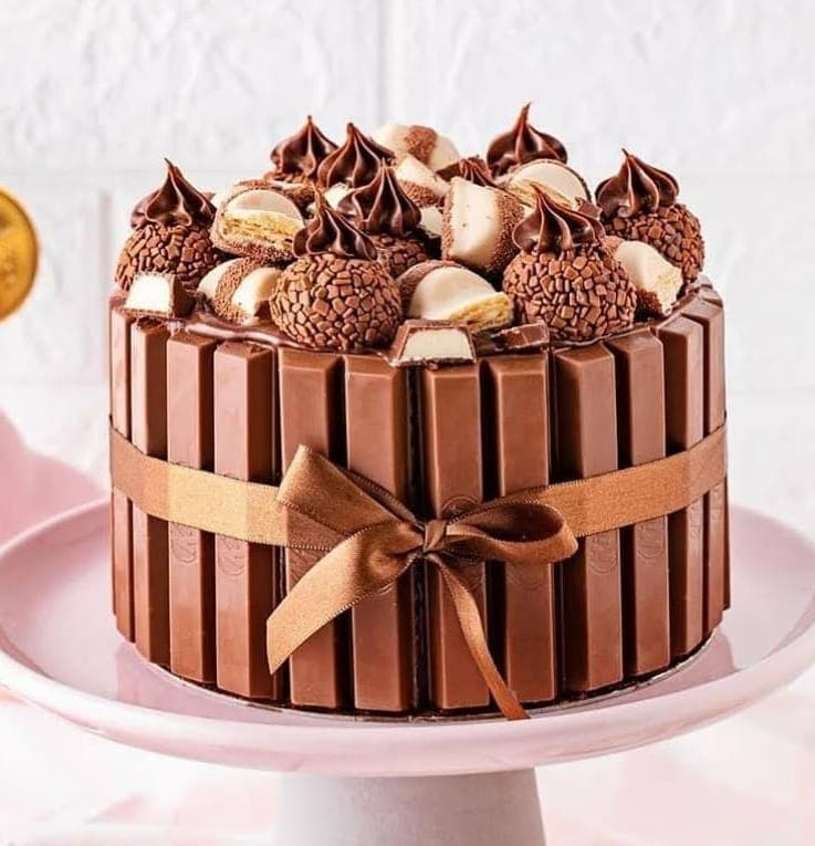 KitKat cake -1Kg
